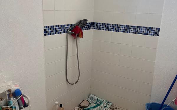 Appartement à vendre    3 pièces • 56 m2 Lamentin