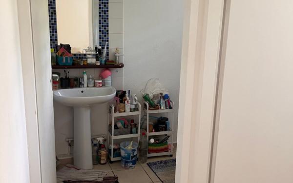 Appartement à vendre    3 pièces • 56 m2 Lamentin