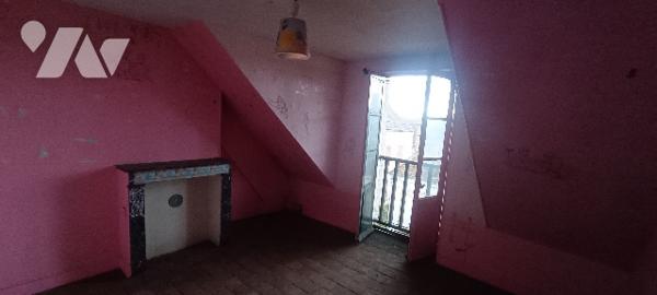 Idéal investisseur, Voulx, maison rurale à rénover de 75 m², petit jardinet, petite grange de
30 m².