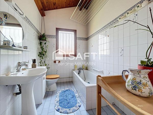 MAISON TRADITIONNELLE de  154 m² - 6 chambres