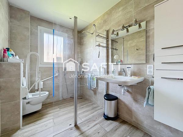 MAISON TRADITIONNELLE de  154 m² - 6 chambres