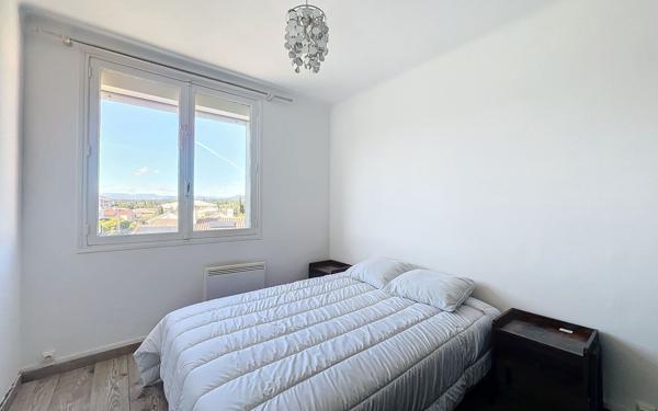 Appartement à vendre    3 pièces • 51,69 m2 Saint-Raphaël