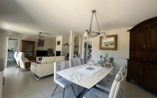 Maison à vendre    5 pièces •  Aire-sur-l'Adour