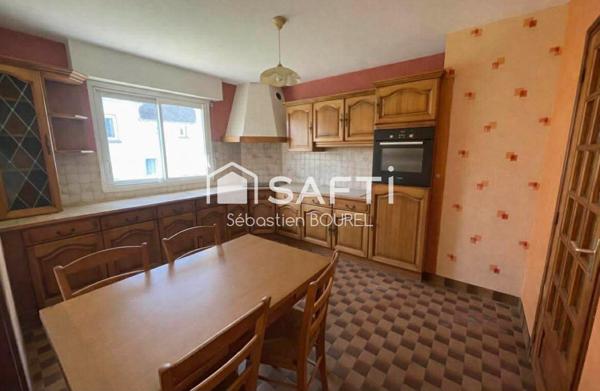 Hennebont, maison traditionnelle avec jardin