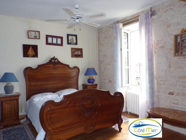 'Bâtisse de style Charentaise'