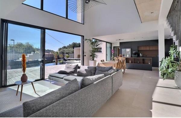 Maison 930 000 € Prades-le-Lez 5 p 180 m² DPE A
