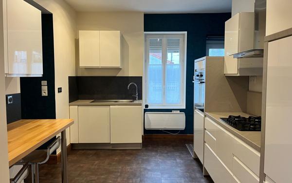 Maison à louer    4 pièces • 105 m2 Bourges