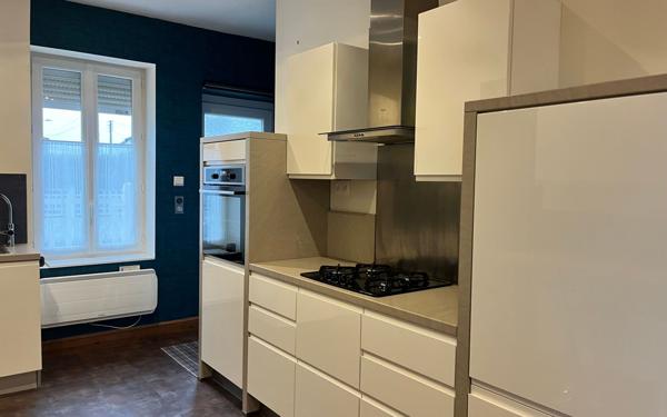 Maison à louer    4 pièces • 105 m2 Bourges