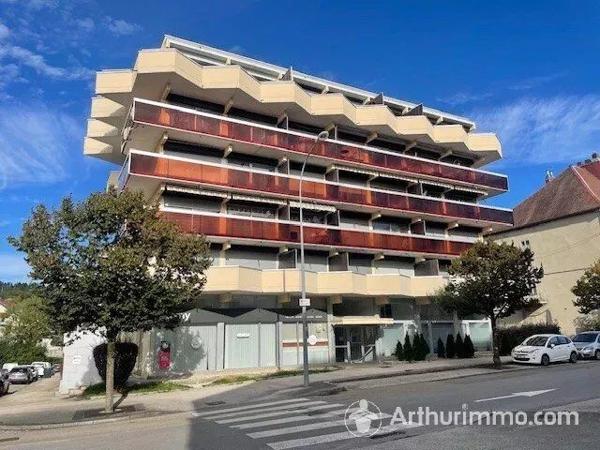 Vente                                                      Appartement
                        
                     2 pièces                      29 m2                     à Pontarlier