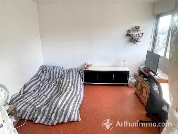 Vente                                                      Appartement
                        
                     2 pièces                      29 m2                     à Pontarlier