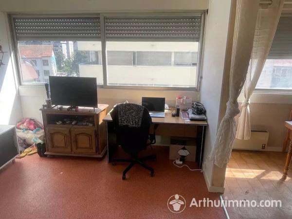 Vente                                                      Appartement
                        
                     2 pièces                      29 m2                     à Pontarlier