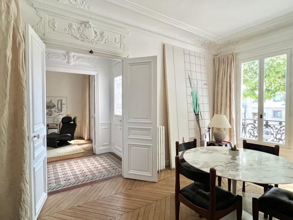 Montreuil (93100) Immeuble Bourgeois - 2 appartements (229 et 65 m2) un local commercial (71 m2)