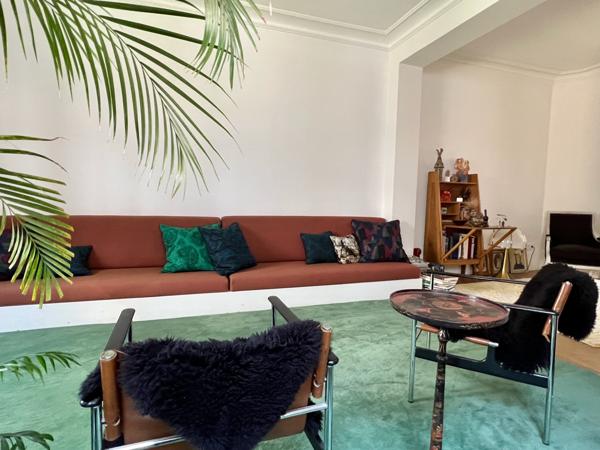 Montreuil (93100) Immeuble Bourgeois - 2 appartements (229 et 65 m2) un local commercial (71 m2)