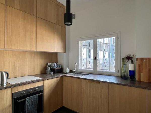 Montreuil (93100) Immeuble Bourgeois - 2 appartements (229 et 65 m2) un local commercial (71 m2)