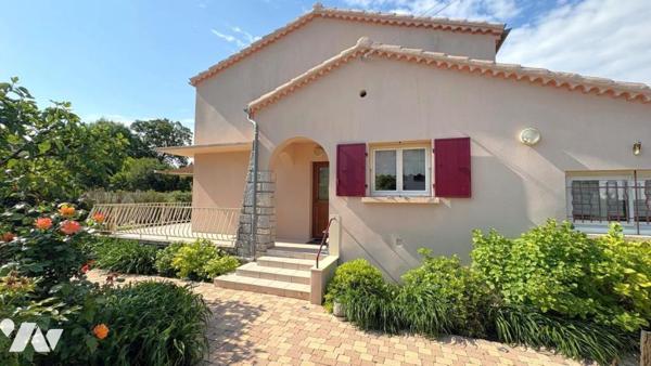 Montélimar, maison individuelle de 151m2 hab , parcelle arborée de 556m2