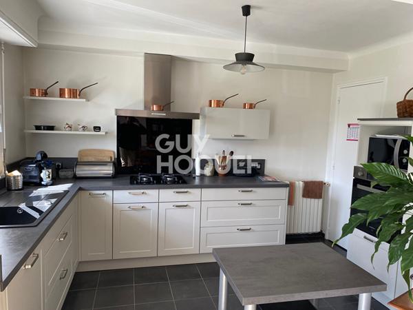 Très jolie maison avec appartement indépendant : Lons (64140)