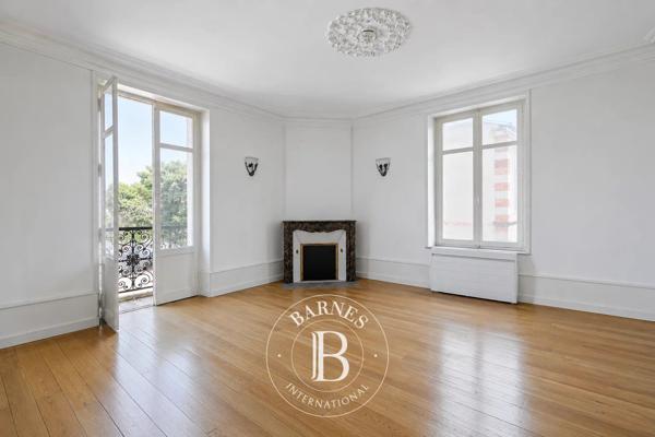 Nancy, Appartement  160 m² à vendre