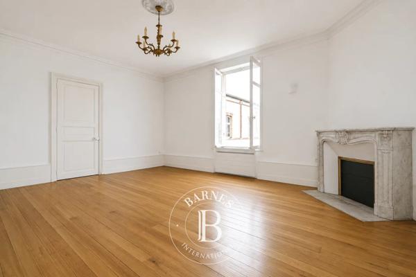 Nancy, Appartement  160 m² à vendre