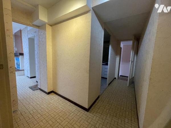 A PONT-SAINT-MARTIN, VIAIS, une maison-appartement T4 