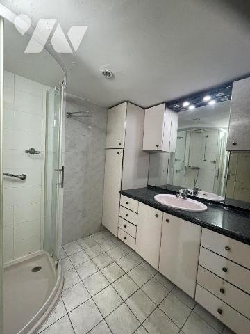 A PONT-SAINT-MARTIN, VIAIS, une maison-appartement T4 