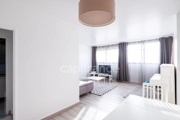 Appartement traversant à vendre 4 pièces CARRIERES SUR SEINE (78)