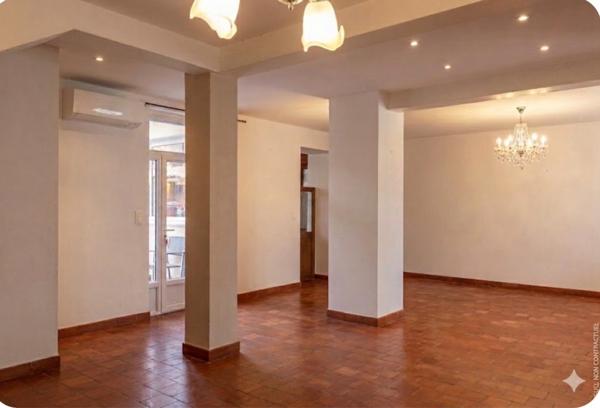 Maison  7 pièce(s) - 239 m2 - PORT LA NOUVELLE CENTRE VILLE (11210 ) - 460 000