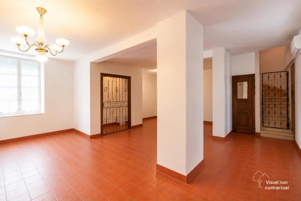 Maison  7 pièce(s) - 239 m2 - PORT LA NOUVELLE CENTRE VILLE (11210 ) - 460 000
