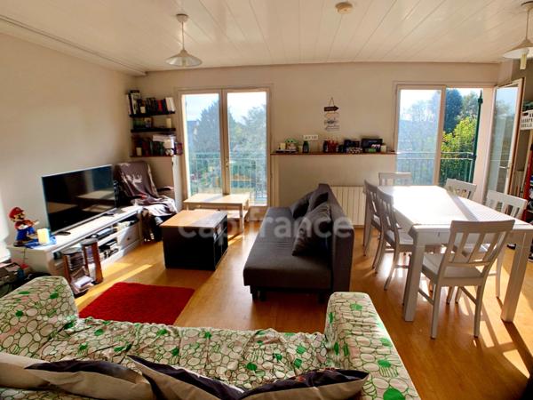 Appartement à vendre 3 pièces lumineux proche gare RER