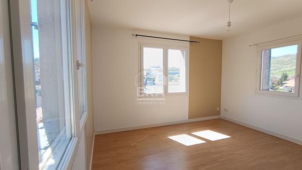 Maison Fay-la-Triouleyre 97.22 m2 hab + terrasse 30 m2 et jardin 381 m2