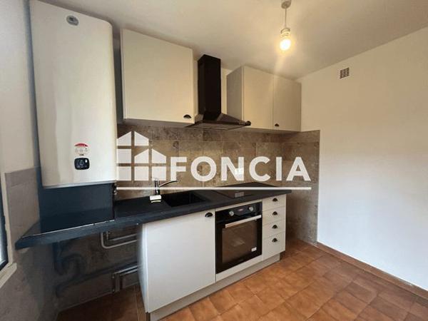 Location Appartement 2 pièces 40.74 m² - 25 RUE ANTOINE HEROET Digne-les-bains 04000