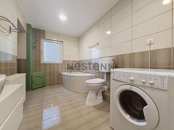 Appartement T3 rénové de 62 m² avec balcon - Proche centre-ville d'Orange