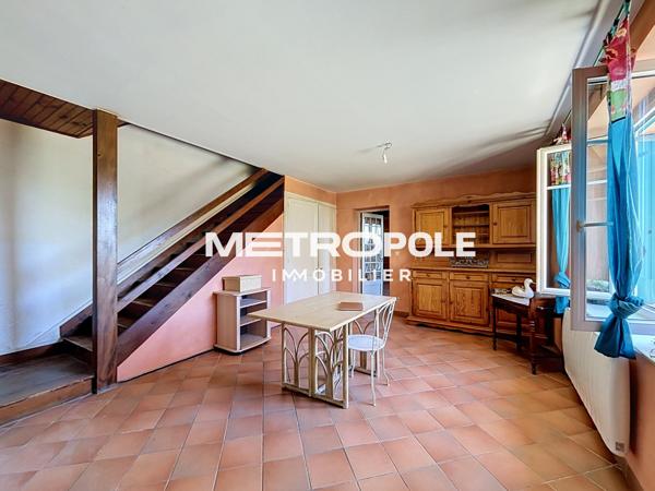 Maison 5 pièce(s) 3 chambre(s) 140 m²
