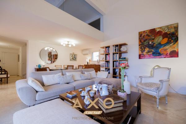 CENTRE VILLE  - APPARTEMENT DUPLEX - 150M2 - T4 - TERRASSES - BOXE - 1 650 000