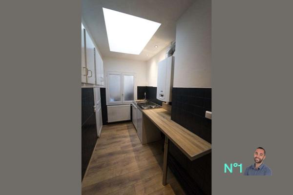 Immeuble de rapport 3 T2 loués hyper centre Douai