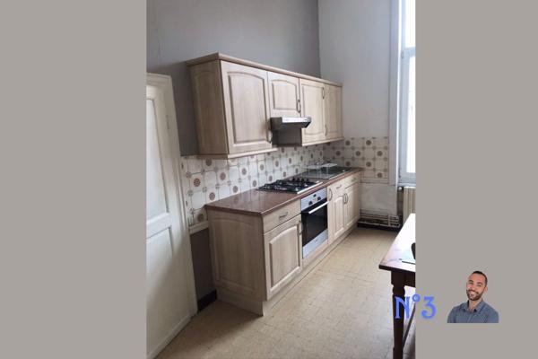 Immeuble de rapport 3 T2 loués hyper centre Douai