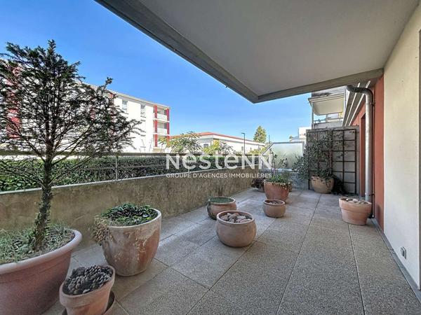A VENDRE: Local d'activité d'environ 45,19 m² avec terrasse et 3 parkings  - Muret