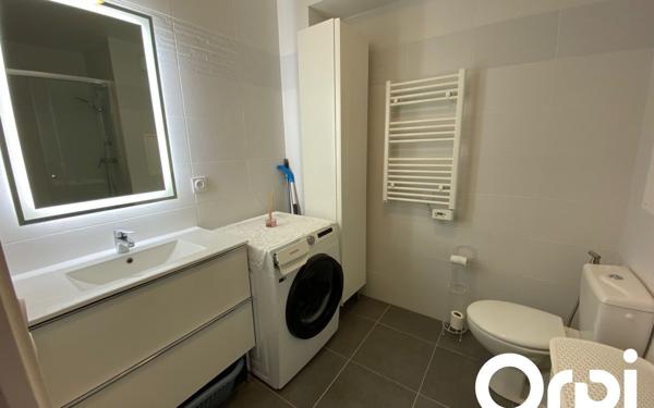 Appartement à louer    2 pièces • 47 m2 Guyancourt