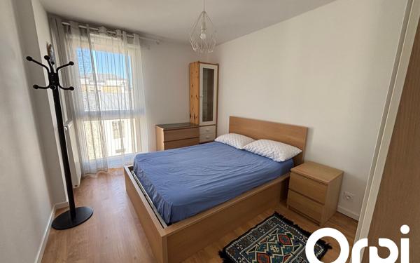 Appartement à louer    2 pièces • 47 m2 Guyancourt