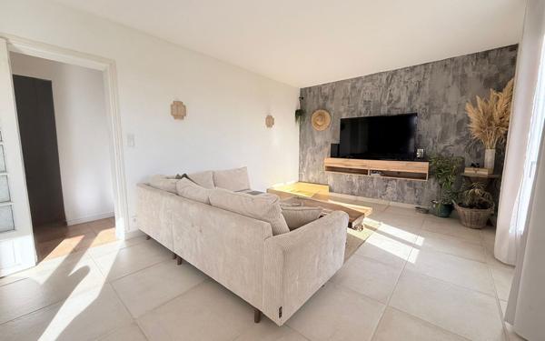 Maison à vendre    5 pièces •  Riscle