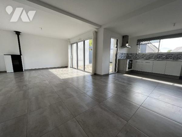 MAISON CONTEMPORAINE A VENDRE