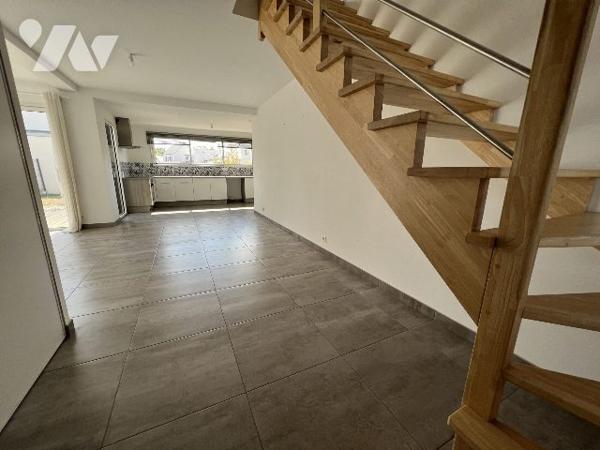 MAISON CONTEMPORAINE A VENDRE