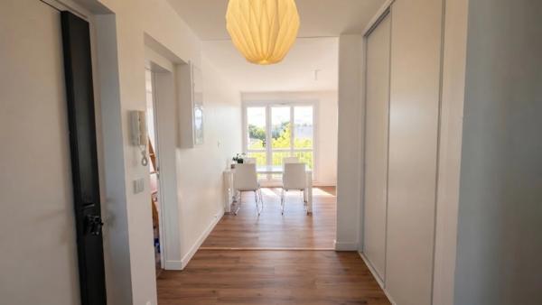 QUIMPER (29) — À VENDRE - Appartement T3 de 60,57 m² AU 6ᵉ et dernier — Balcon - Cave.