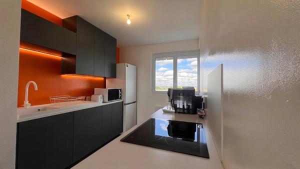 QUIMPER (29) — À VENDRE - Appartement T3 de 60,57 m² AU 6ᵉ et dernier — Balcon - Cave.