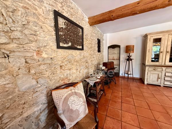 Maison de Maitre  à vendre 9 pièces CARCASSONNE (11)  sur 233m2 habitables , 5 chambres, garage, piscine terrain 1100m2