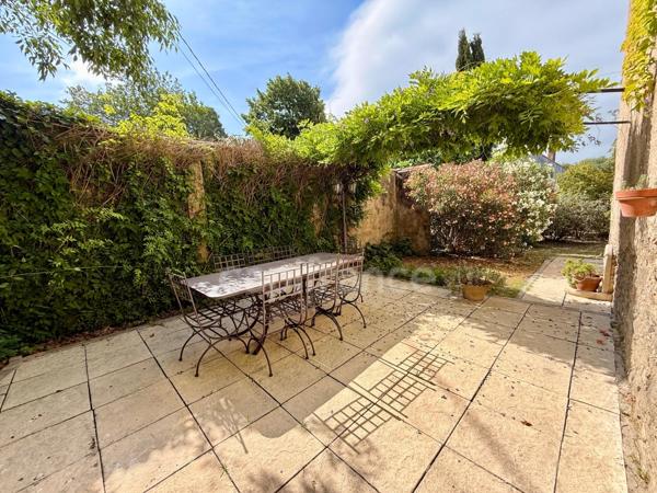 Maison de Maitre  à vendre 9 pièces CARCASSONNE (11)  sur 233m2 habitables , 5 chambres, garage, piscine terrain 1100m2