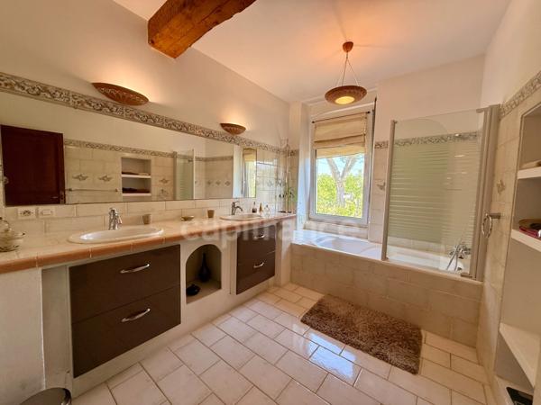Maison de Maitre  à vendre 9 pièces CARCASSONNE (11)  sur 233m2 habitables , 5 chambres, garage, piscine terrain 1100m2