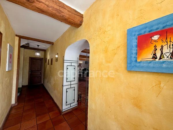 Maison de Maitre  à vendre 9 pièces CARCASSONNE (11)  sur 233m2 habitables , 5 chambres, garage, piscine terrain 1100m2
