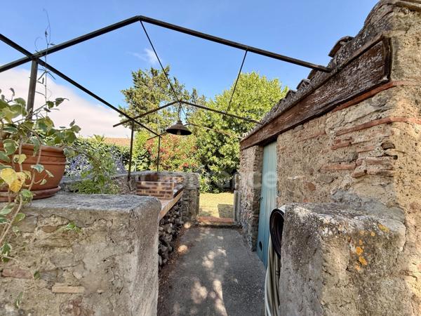 Maison de Maitre  à vendre 9 pièces CARCASSONNE (11)  sur 233m2 habitables , 5 chambres, garage, piscine terrain 1100m2