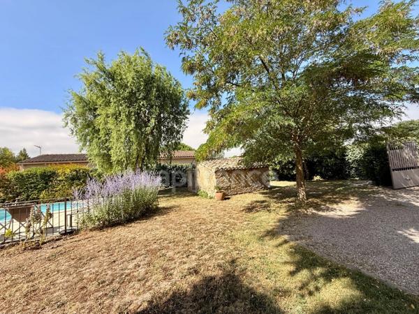 Maison de Maitre  à vendre 9 pièces CARCASSONNE (11)  sur 233m2 habitables , 5 chambres, garage, piscine terrain 1100m2