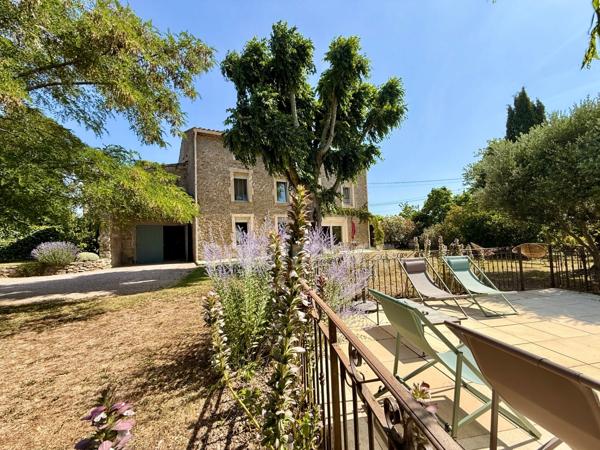 Maison de Maitre  à vendre 9 pièces CARCASSONNE (11)  sur 233m2 habitables , 5 chambres, garage, piscine terrain 1100m2